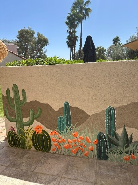 Exterior murals in Palm Springs 01